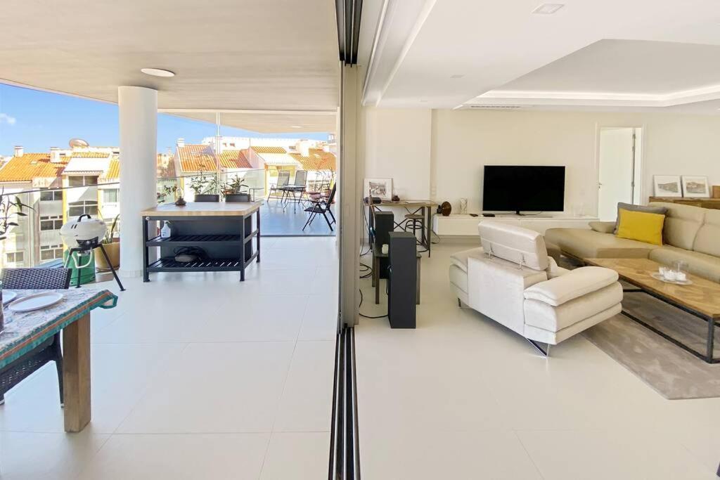 Bay View One, Stunning 3 Bed With Sea View & Rooftop Pool Apartment Lagos